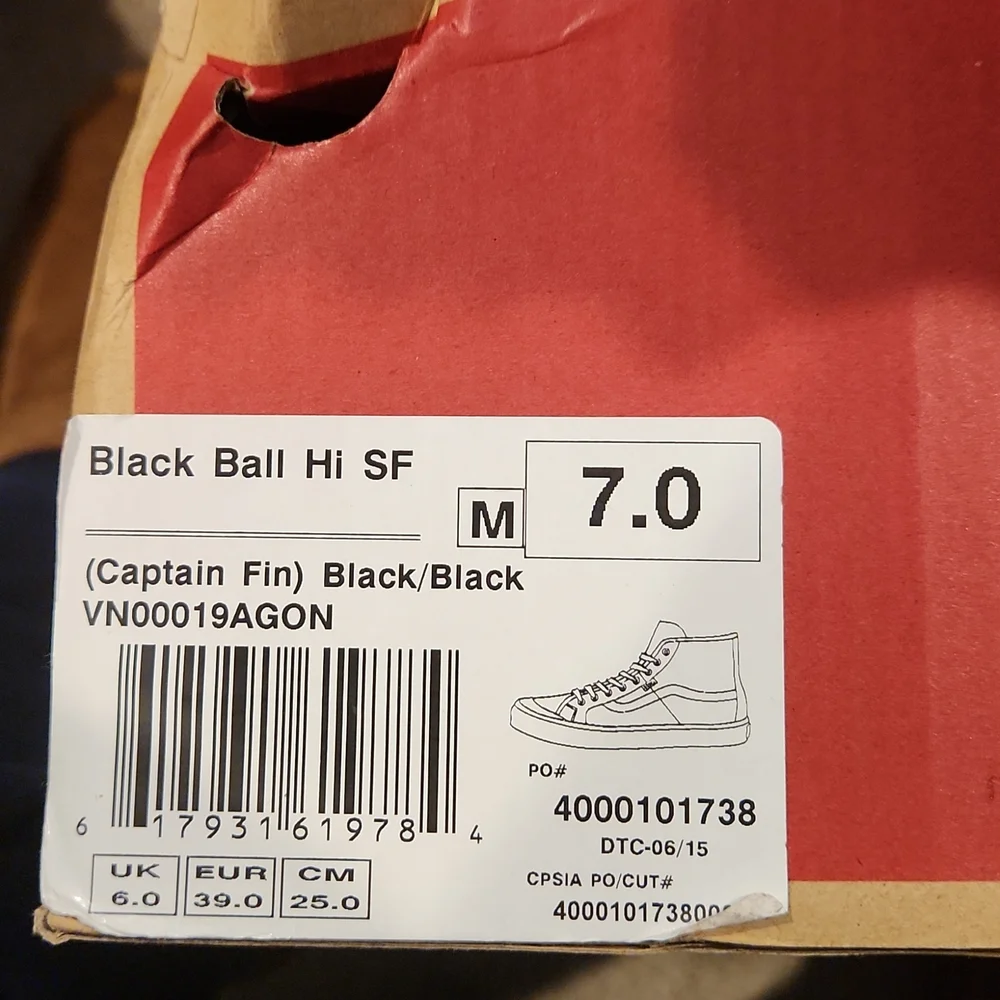 Vans Rare Black Ball HI SF Captain Fin Black/Black M7 VN-61_11
